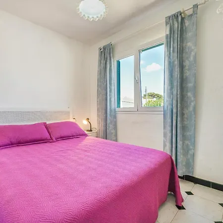 Vanessa & Ruth Tatil Evi Cala En Porter (Menorca)