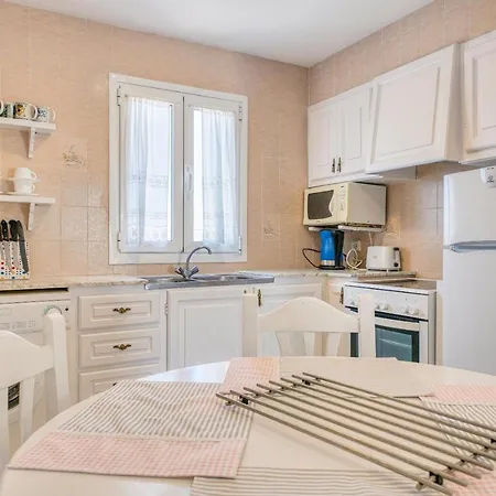 Vanessa & Ruth Tatil Evi *